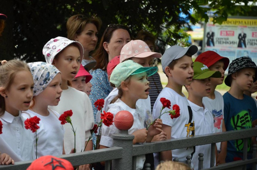 В Путилково прошел памятный митинг, посвященный 82-й годовщине начала Великой Отечественной войны