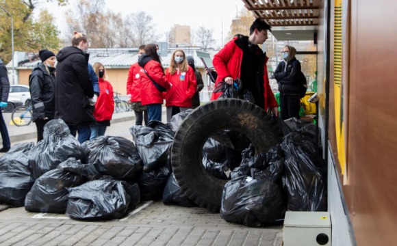 Более 300 килограммов мусора собрали на плоггинге в Красногорске
