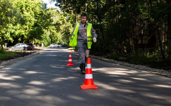 Свыше 9,5 тысяч дорожных дефектов устранили в Красногорске