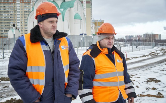 Строители спасли ребенка, провалившегося под лед Москвы-реки в Красногорске