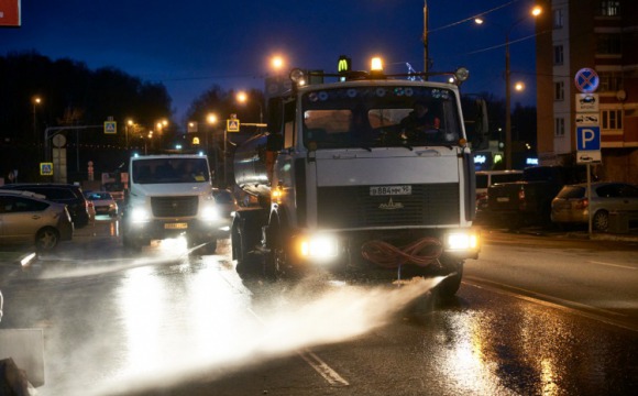 В Красногорске проводят дезинфекцию дорог