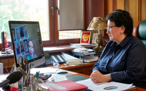 Эльмира Хаймурзина поздравила библиотекарей с профессиональным праздником