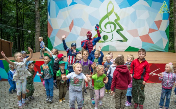 В парках Красногорска проводятся детские развлекательные программы