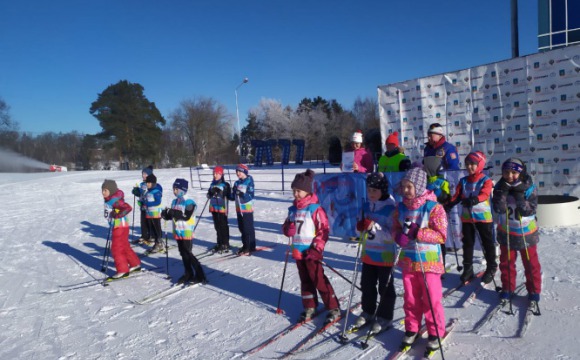 Юные красногорцы отметили День зимних видов спорта