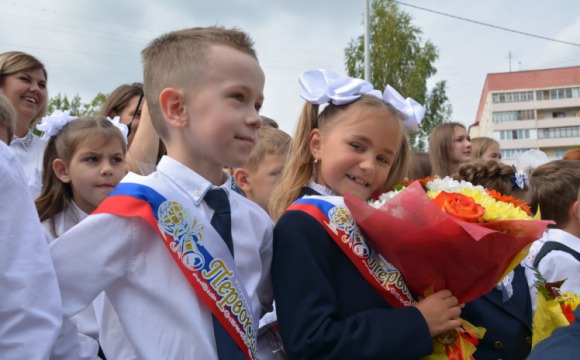 Свыше 360 многодетных семей из Красногорска получили выплату на покупку школьной формы