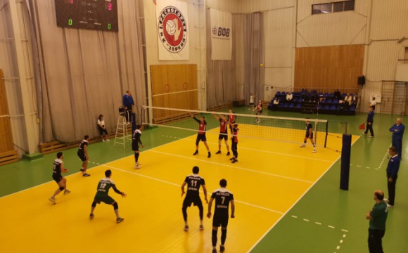 Волейбольная команда "Зоркий" одержала победу над волейболистами из Махачкалы