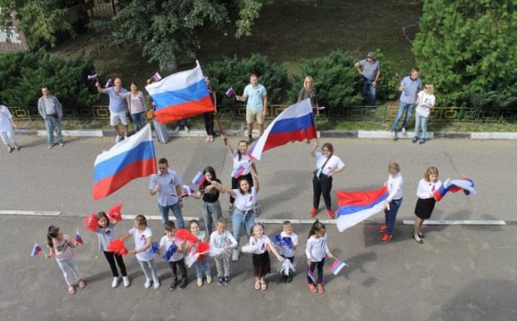Учреждения культуры Красногорска провели мероприятия в честь Дня флага России