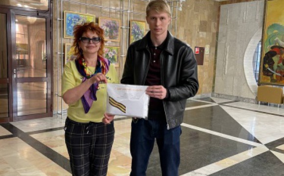Красногорская молодежь передала гуманитарную помощь в госпиталь