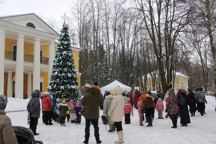 Большой зимний праздник состоялся на территории ART-Бульвара усадьбы "Знаменское-Губайлово"