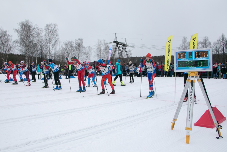1300 юных спортсменов вышли на лыжню в Красногорске