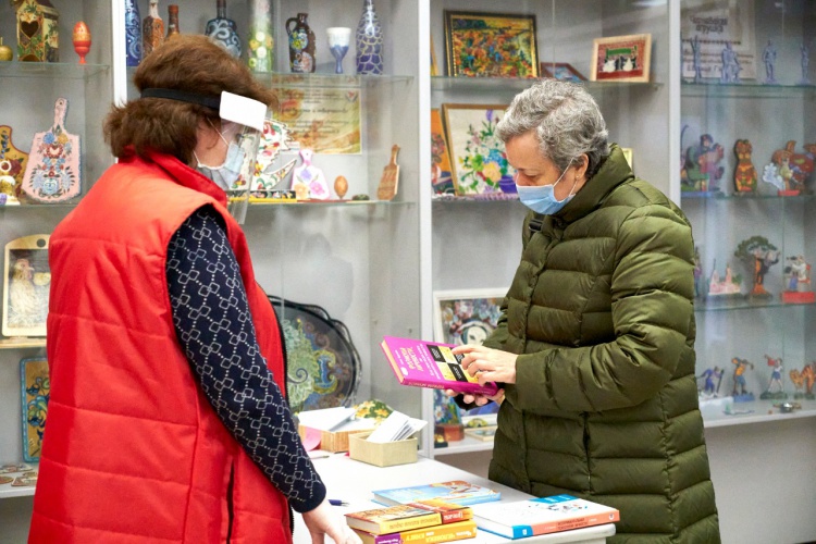 Две библиотеки в Красногорске возобновили выдачу книг