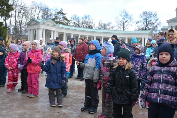 Более 5 тысяч человек проводили зиму на Масленице в Архангельском
