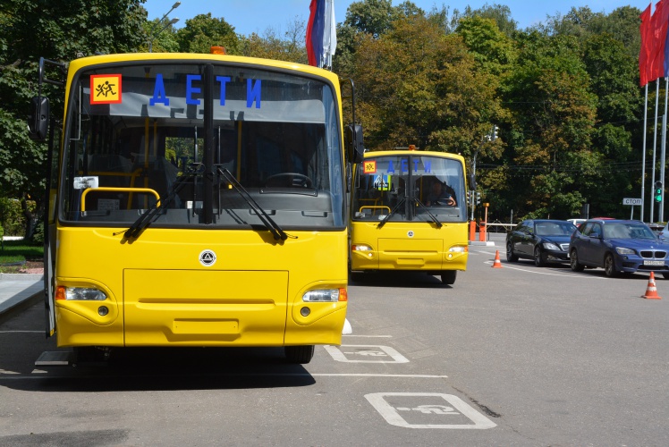 Два школьных автобуса заменили в Красногорске
