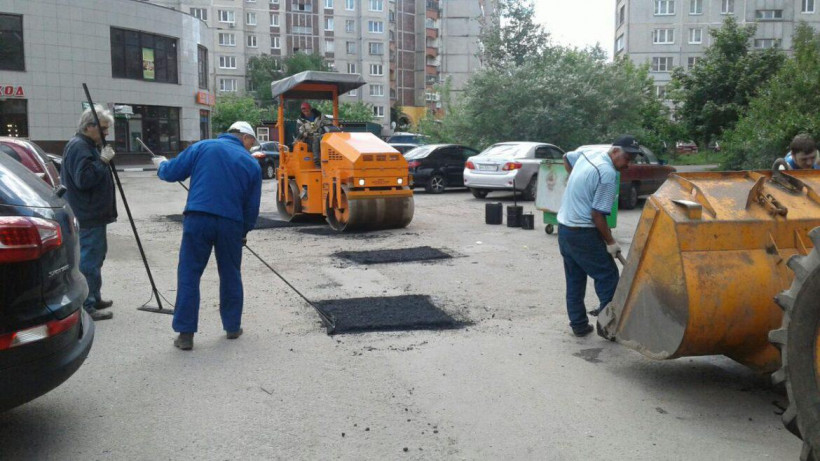Почти 23 тысячи ям ликвидировали во дворах Московской области