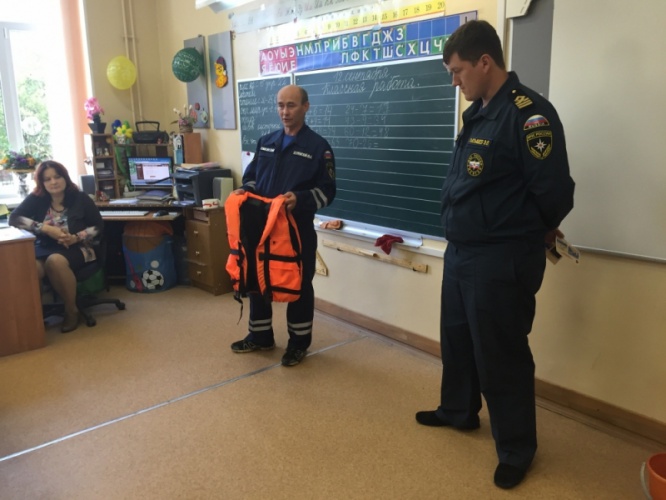 В Московской области школьникам напоминают о безопасности на водных объектах в зимний период