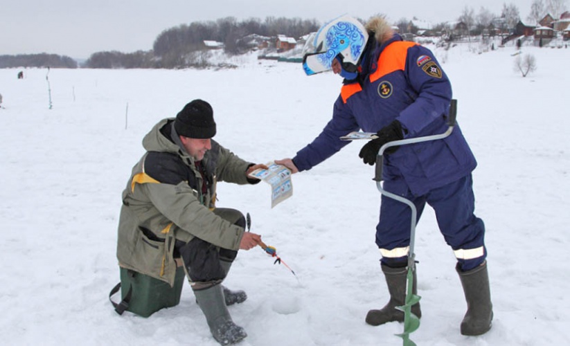 В Московской области усилена работа по обеспечению безопасности людей на льду водоемов