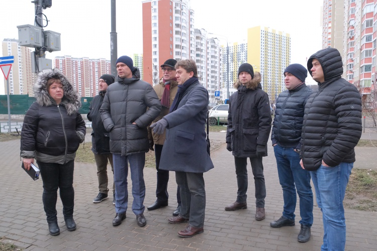 В Красногорске проверили качество содержания территорий жилых комплексов