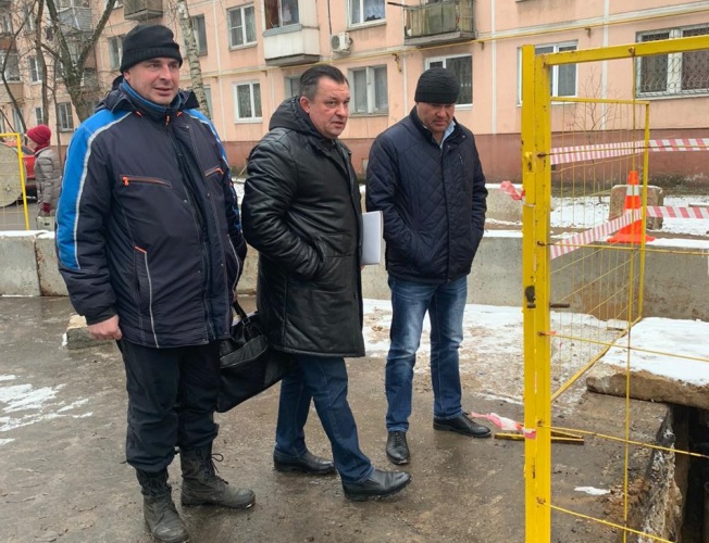 Ход строительства ливневой канализации проверили в Красногорске
