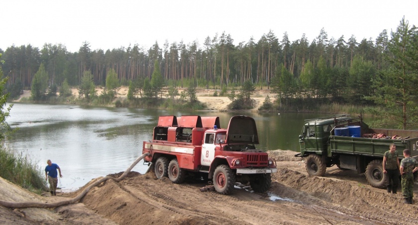 В системы обводнения торфяников Московской области закачиваются дополнительные объемы воды