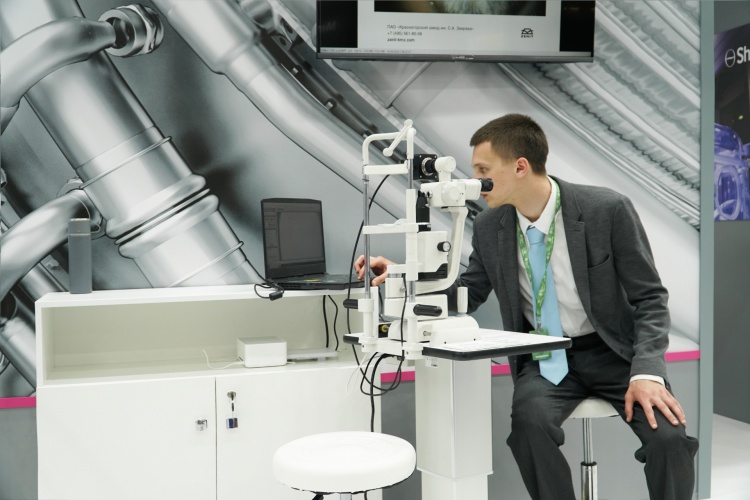 «Швабе» показывает сделанное в Красногорске офтальмологическое оборудование на выставке в Ташкенте