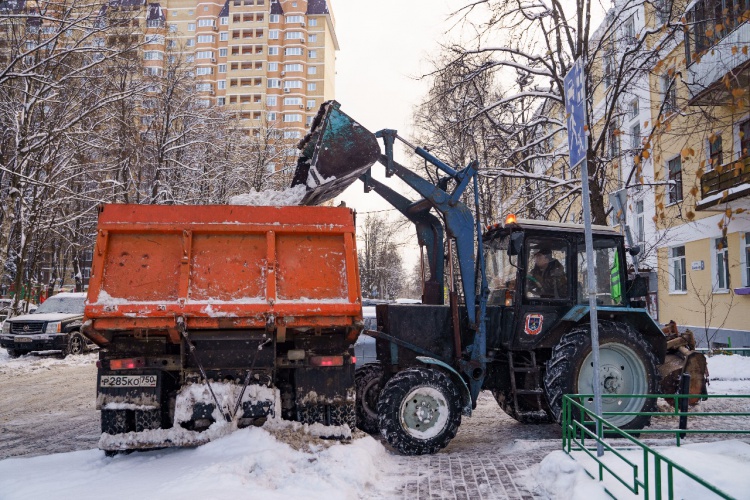 Более 116 тысяч кубометров снега вывезено за зиму из Красногорска 