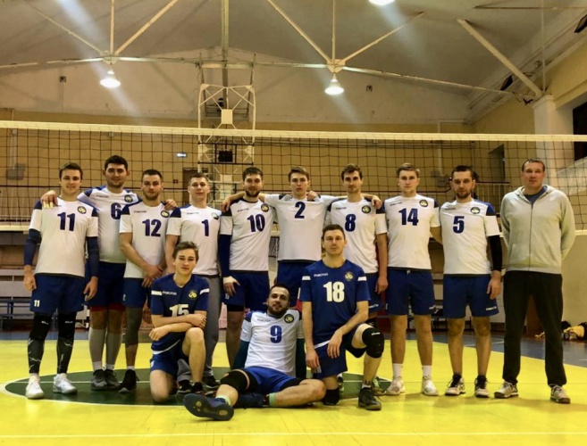 Красногорские волейболисты – первые в турнирной таблице
