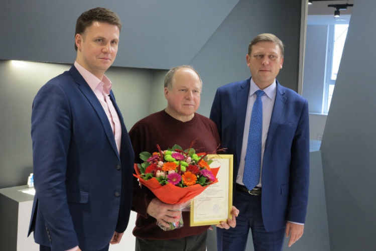 Красногорский водитель награжден благодарственным письмом губернатора Московской области
