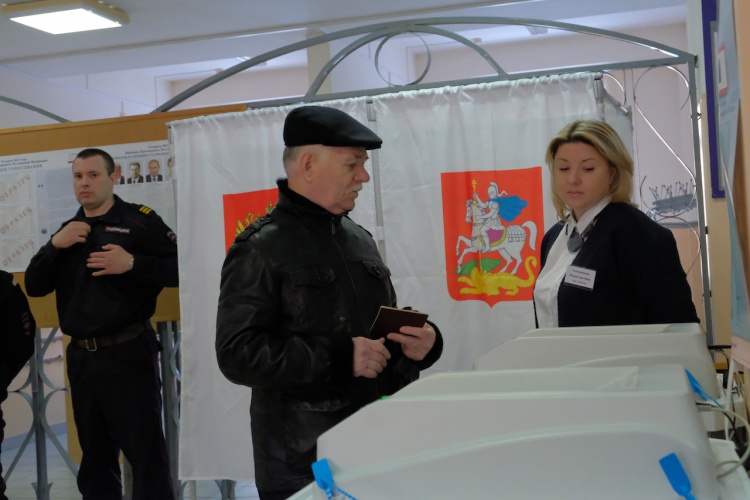 На 18:00 явка на выборах президента России в Красногорске составила около 63% избирателей