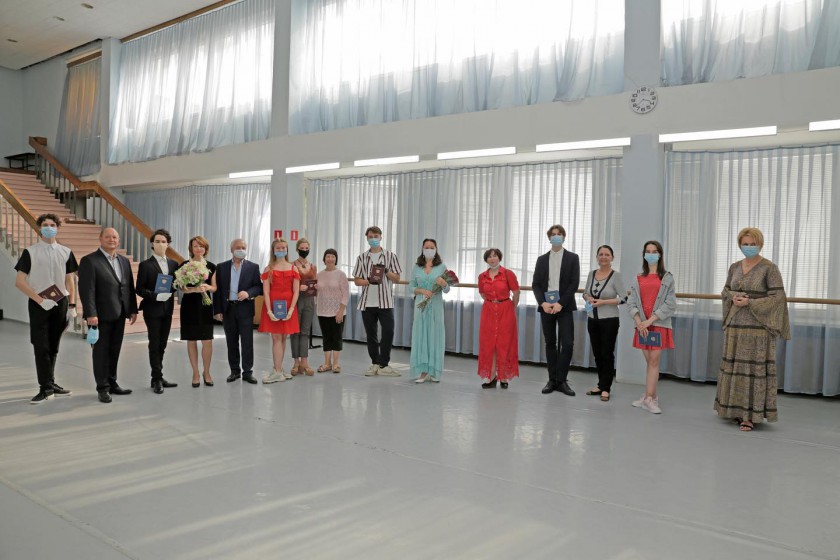 Учащиеся Красногорского филиала Московского Губернского колледжа искусств получили дипломы
