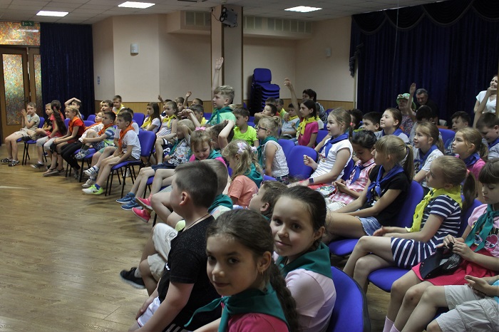 Концертно-познавательная программа для детей "Россия, мы дети твои" в КЦ "Архангельское"