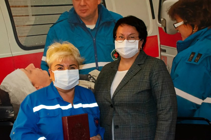 Красногорские медики скорой помощи получили благодарности от Губернатора за помощь во время пандемии