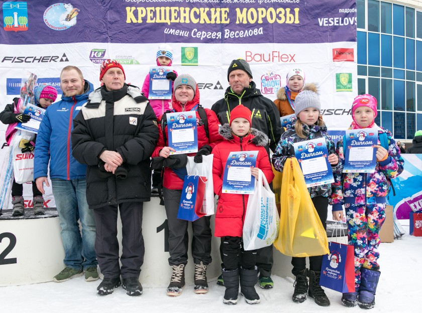 1300 юных спортсменов вышли на лыжню в Красногорске