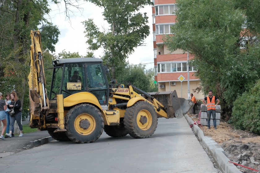 6 тысяч квадратных метров тротуаров отремонтируют в Красногорске к сентябрю