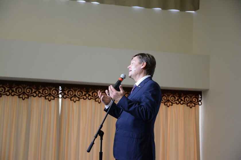 Радий Хабиров поздравил трудовые коллективы Красногорска с Днем городского округа