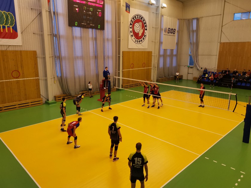Красногорская волейбольная команда одержала первую победу в сезоне
