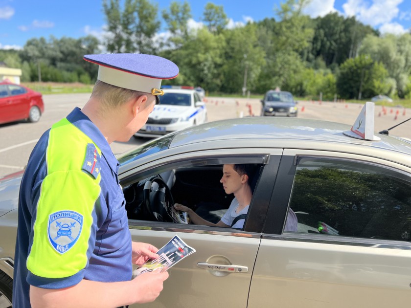 В преддверии выходных дней на территории Московской области проходят массовые проверки, направленные на предупреждение случаев управления водителями в состоянии опьянения