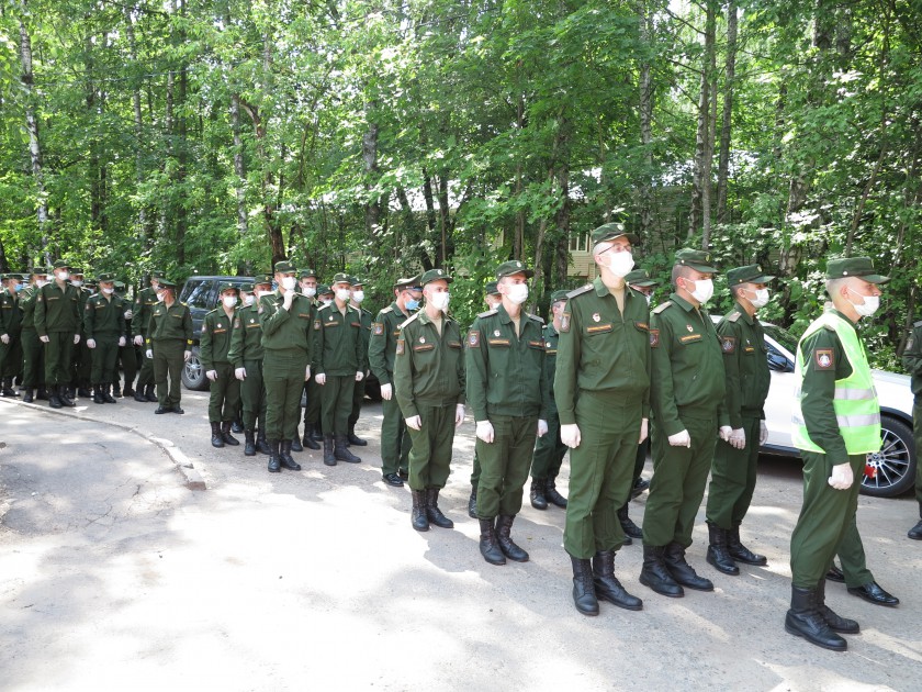Нахабинские военнослужащие проголосовали по поправкам к Конституции