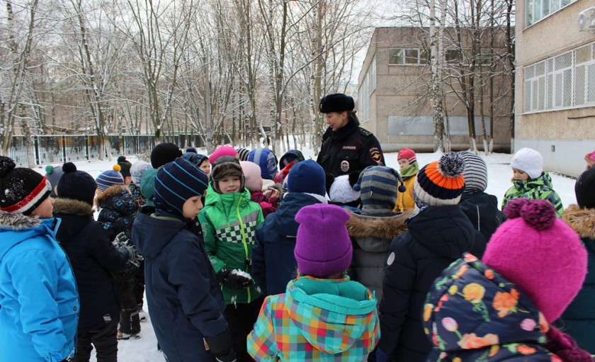 Полицейские г.о. Красногорск провели акцию «Безопасность зимой»