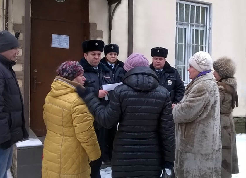 Участковые уполномоченные полиции УМВД России по г.о. Красногорск отчитались перед населением