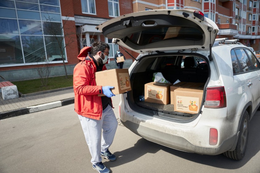 Волонтеры Красногорска доставят 250 продуктовых наборов многодетным семьям