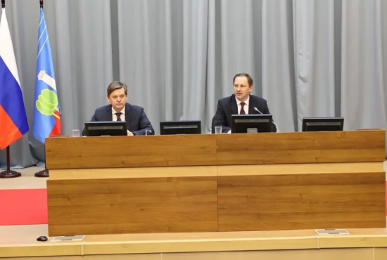 Дмитрий Волков провёл оперативное совещание по вопросам благоустройства и капремонта соцобъектов