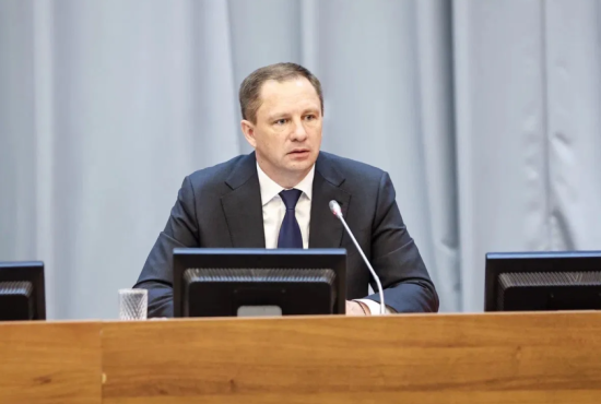 Дмитрий Волков провел оперативное совещание по вопросам летнего благоустройства и подготовки к детской оздоровительной кампании