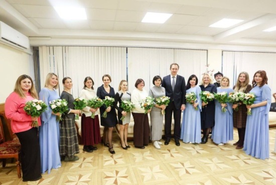 Глава Красногорска поздравил Мам с праздником