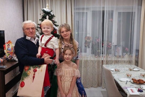 В Красногорске продолжается масштабная благотворительная акция «Ёлка желаний»