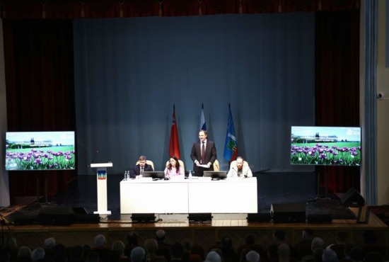 Дмитрий Волков открыл сезон отчетов начальников территорий в Петрово-Дальнем