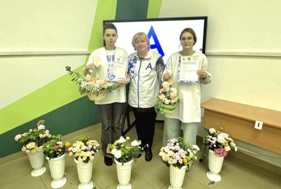 Дмитрий Волков поздравил воспитанников центра «Созвездие» с победами на чемпионате «Абилимпикс»