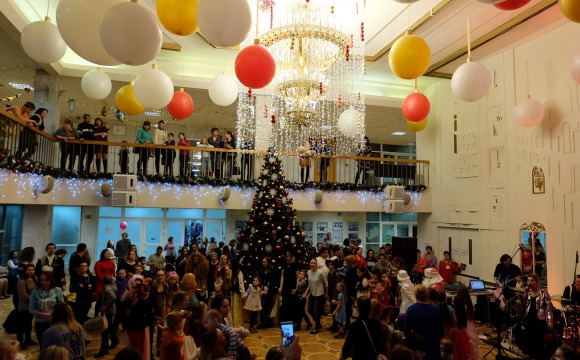 Новогодний молодежный муниципальный бал  прошел в ДК Подмосковье