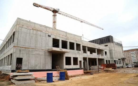 Продолжается строительство школы в Нахабине