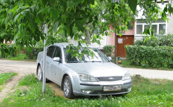 955 штрафов на сумму более 2,3 млн рублей выписано за незаконную парковку в Красногорске с начала года