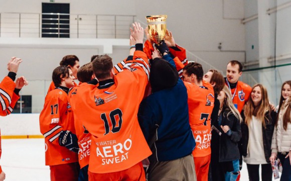 Красногорская команда выиграла в финале «Первого Кубка по хоккею Одинцовской епархии»